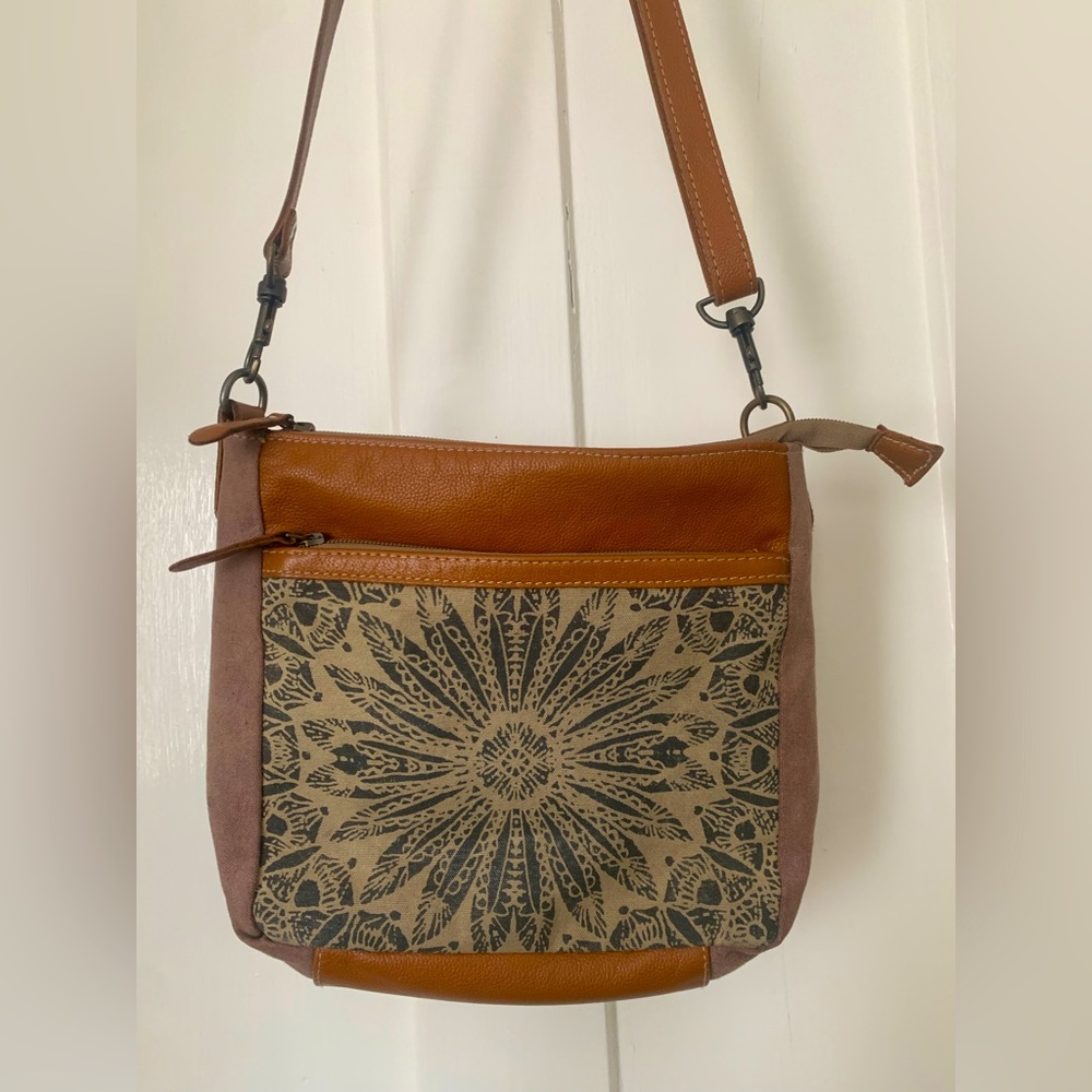Myra Adjustable Crossbody Messenger Bag
